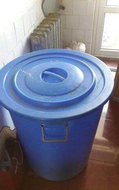 哈爾濱道外區(qū)先鋒路搬家轉(zhuǎn)讓 實用二手日用品與大桶優(yōu)惠處理